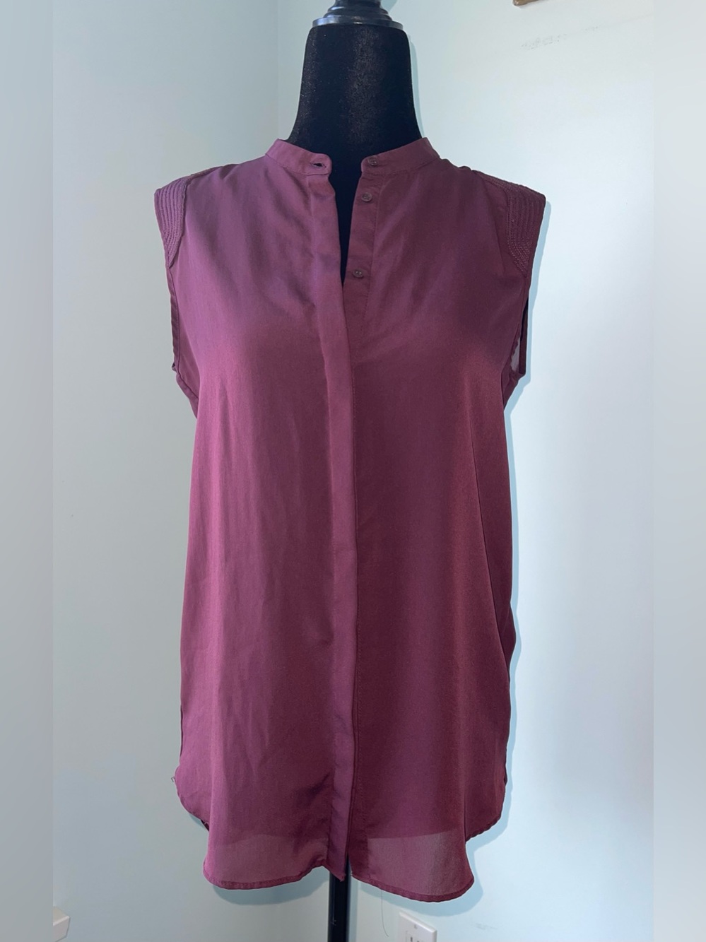 {5 for $10} H&M Sleeveless Mandarin Collar Blouse - Burgundy